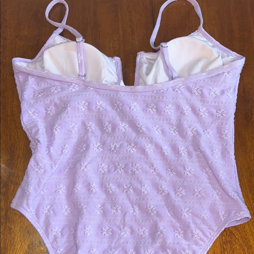 Cupshe Lilac Floral Swimsuit - Picture 2 of 6